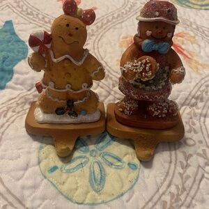 Vintage Gingerbread Stocking Holders (2, a girl and a boy), very cute display